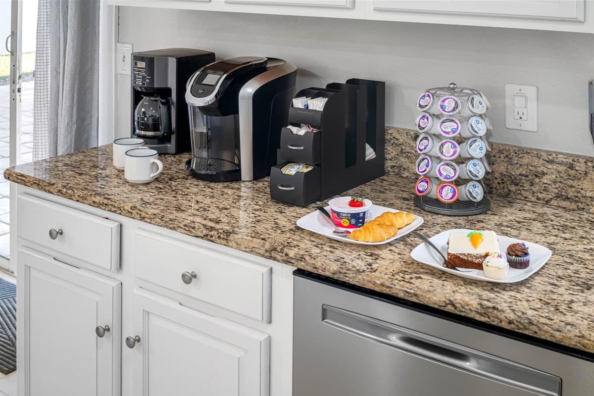 Prepare and cook food without feeling cramped  in our wonderful spacious and fully equipped kitchen. Nothing beats a home cooked meal with family and friends.