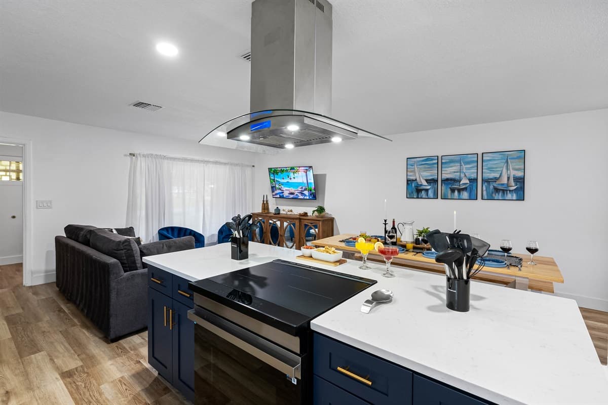 The heart of the home: bright, open, and ready for anything from pancakes to cocktails.