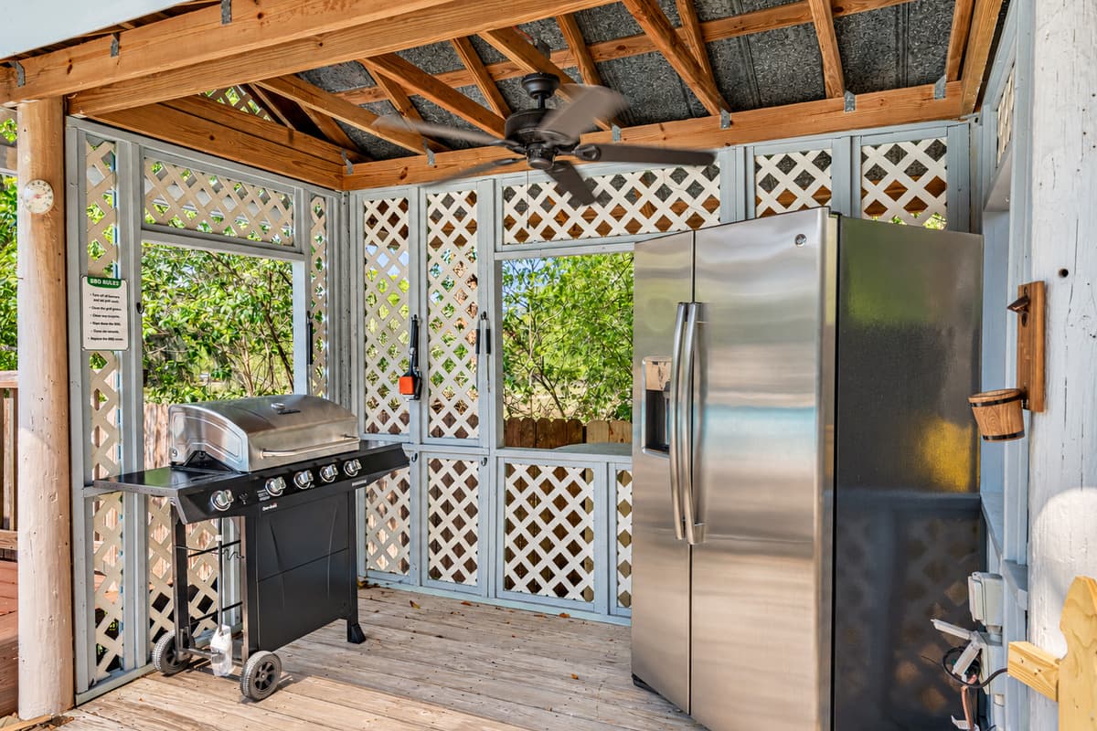We have a stunning outdoor grill, equipped with all the features you need to create the perfect BBQ experience.