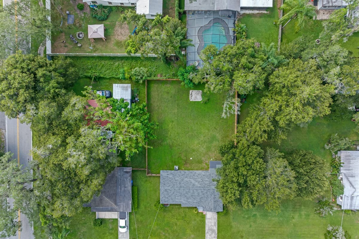 Aerial view of our secured and peaceful neighborhood! Have an amazing time during your stay in this wonderful area! Send us a message if you have any questions!