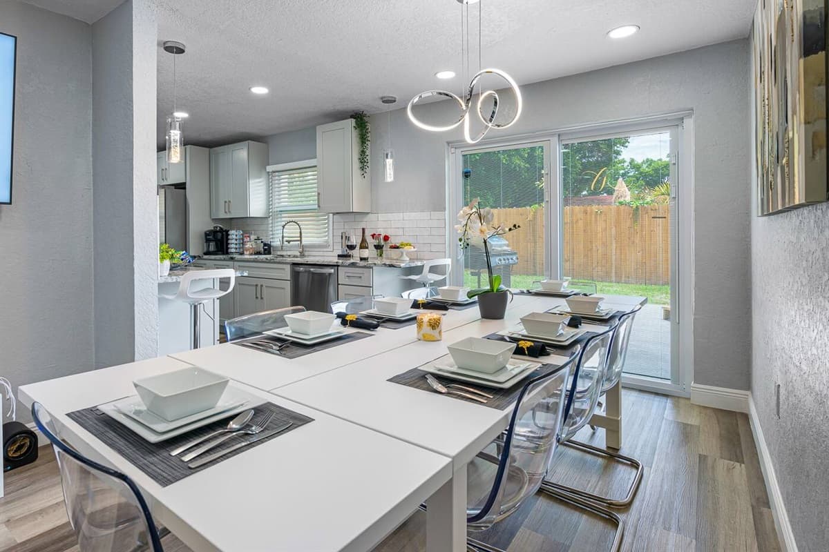 Enjoy freshly cooked meals during your entire stay at this lovely dining table!