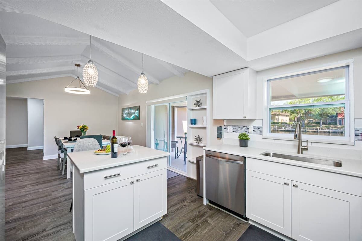 Our spacious modern kitchen has a lot of storage too! It's equipped with a dishwasher and has a lot of cabinets and drawers for kitchen tools and utensils. If you like this property, don't hesitate to send us a message.