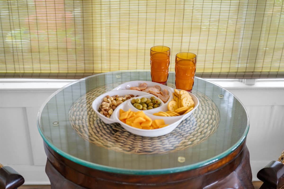 Enjoy a cup of coffee, tea, or light snacks while taking in the beautiful view outside.