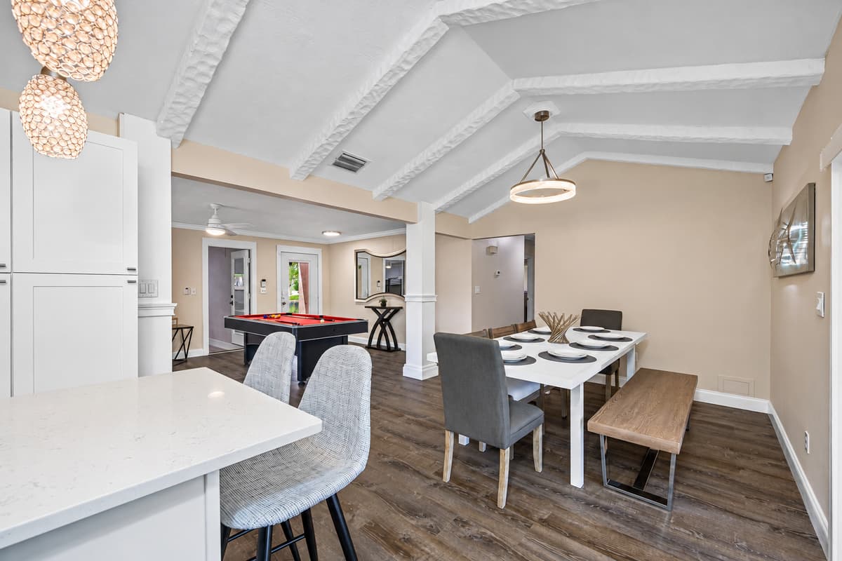 Appreciate great meals wondefully prepared by loved ones in this elegant dining area while making and sharing memories. Send us an inquiry now!