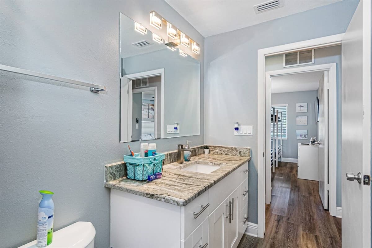 A long warm bath in this beautiful bathtub can help relieve muscle tension. You deserve this! So stop hesitating and book this property now!
