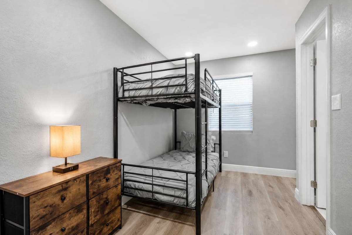 New bedroom setup: 1 bunk bed (full over twin). New Photos Coming Soon!