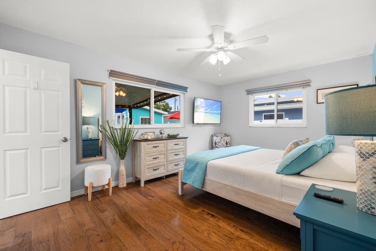 Bedroom details at Flamingo Palms.
