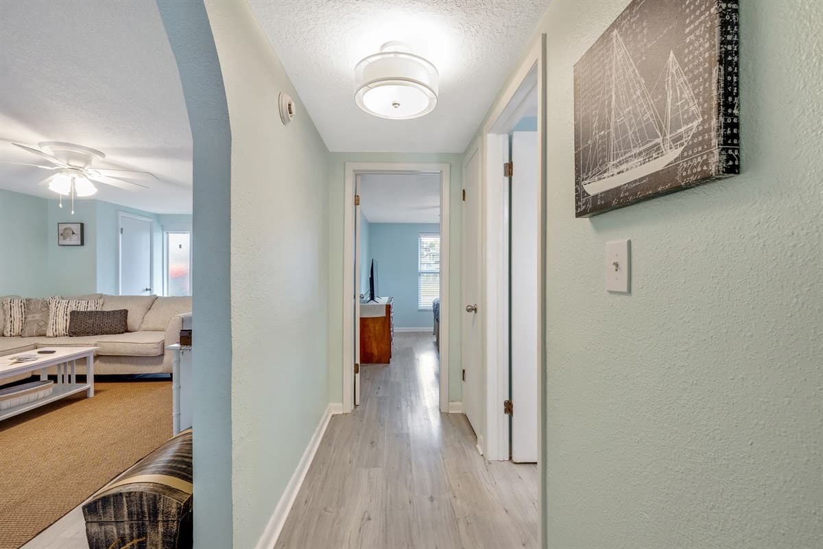 Hallway to the bedrooms.