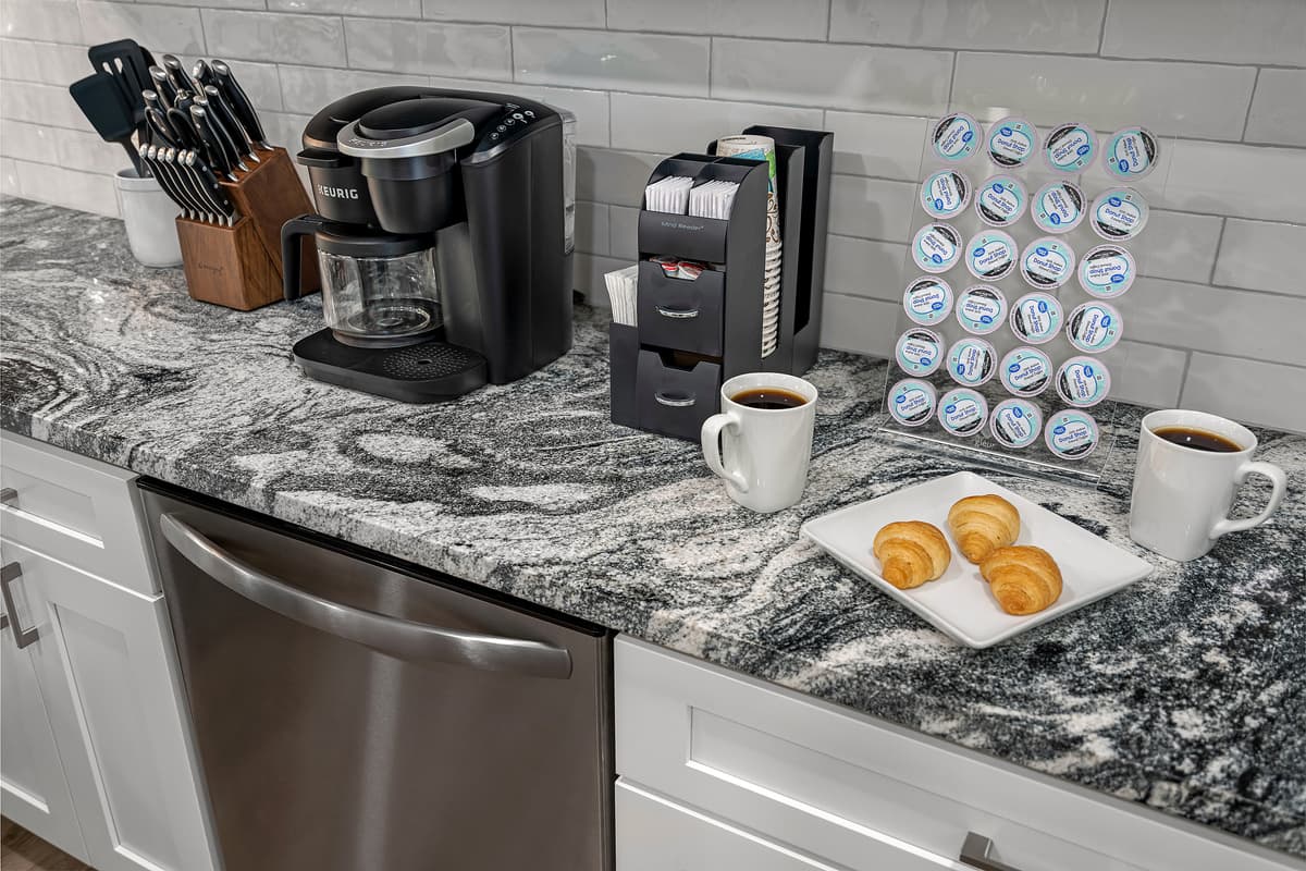 Coffee lover? Do you love to bake? Or just a foodie in general? You would love this kitchen because it has everything you would need to make good food and of course, coffee! 