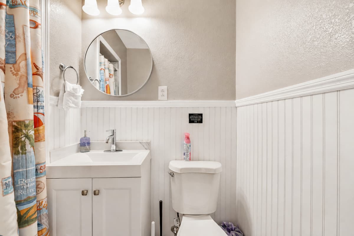 Our bathroom is a symphony of comfort and luxury, featuring a perfect blend of functionality and style.