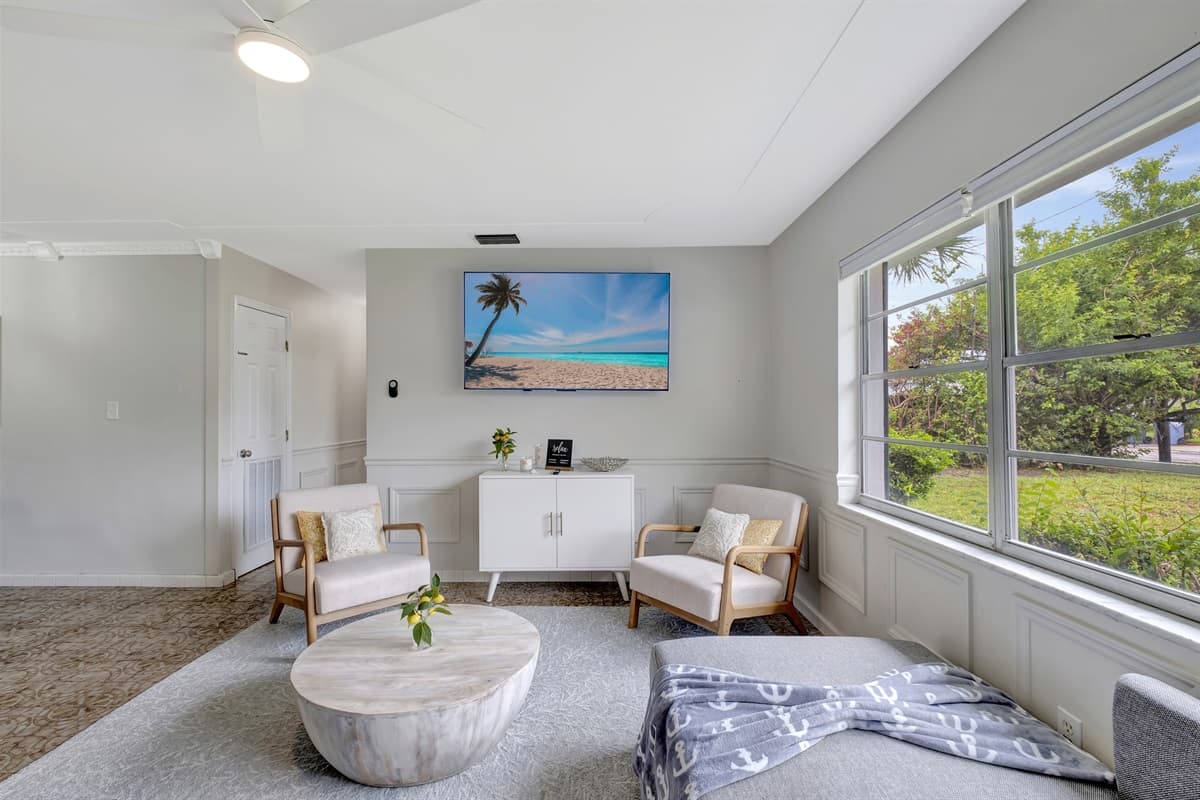 Whether it's the soft glow of the morning sun or the warm hues of a sunset, this window provides a picturesque backdrop that changes with the rhythm of the day.