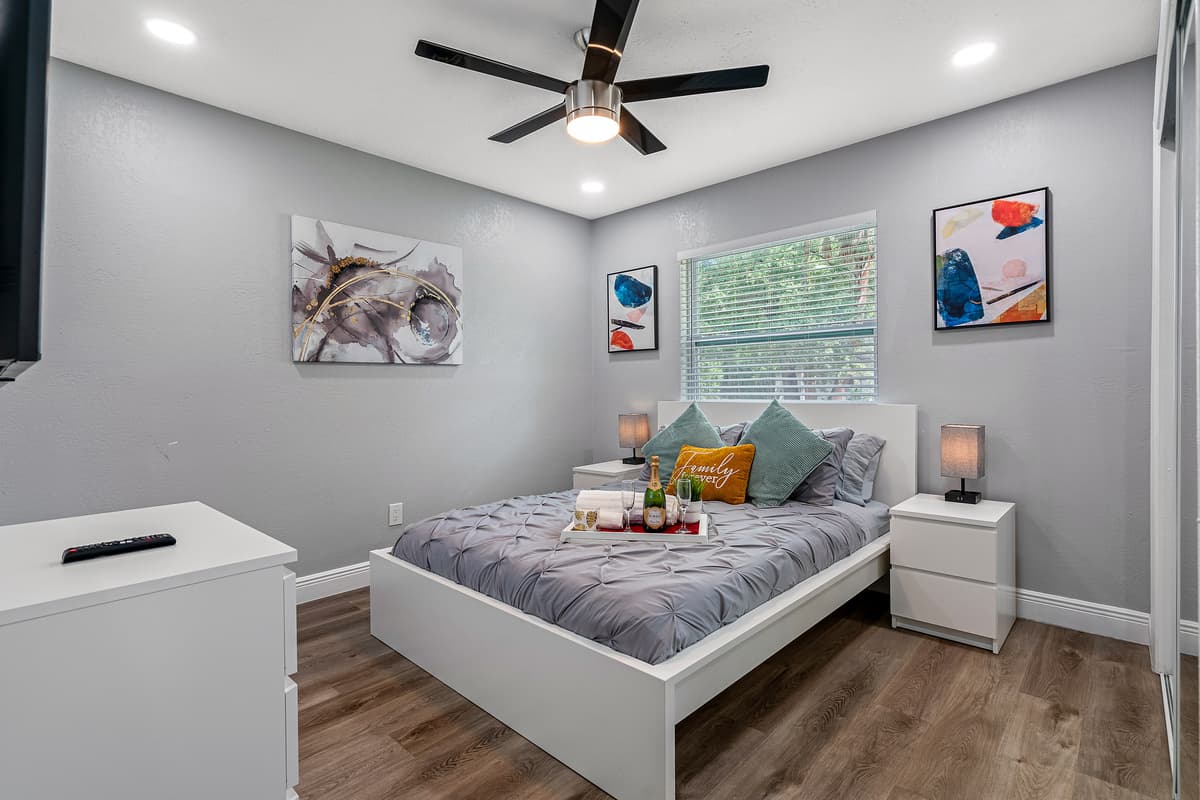 Have your own space during this beautiful! This room has a queen-size bed, full sized mirror closet, drawers, and its own TV. Send us a message now!