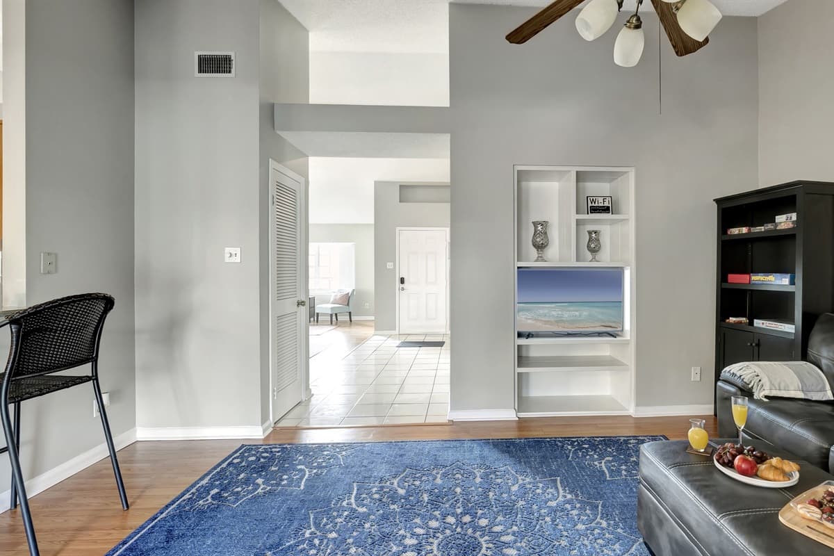 A perfect blend of coziness and convenience awaits you!