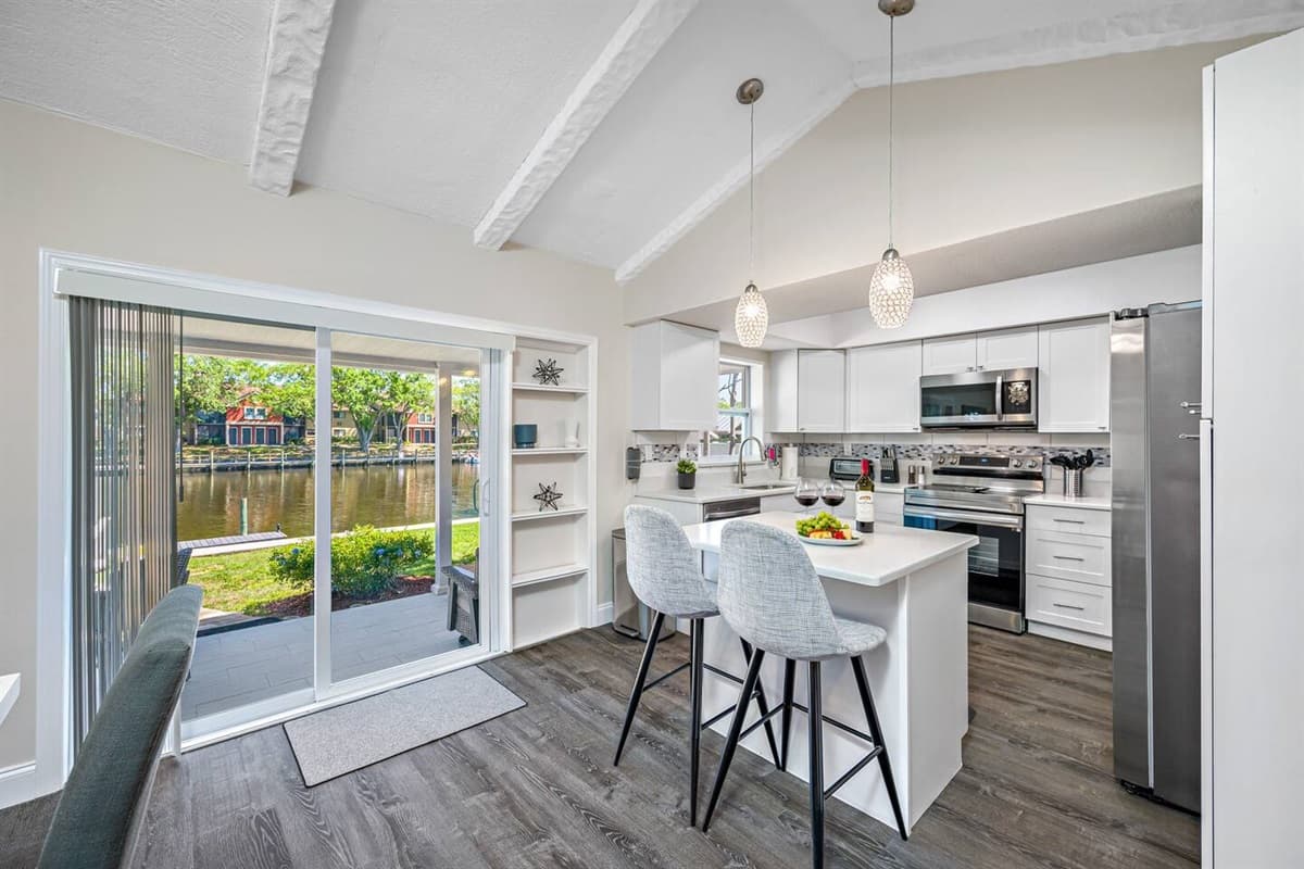 Share stories while getting the food ready! With our open space concept, you could bond with family and friends while making sure everyone would love the food they would eat! If you like this concept, send us a message now!