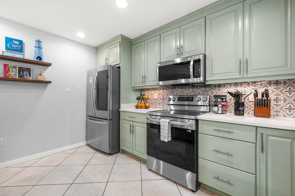 Kitchen at Flamingo Palms.