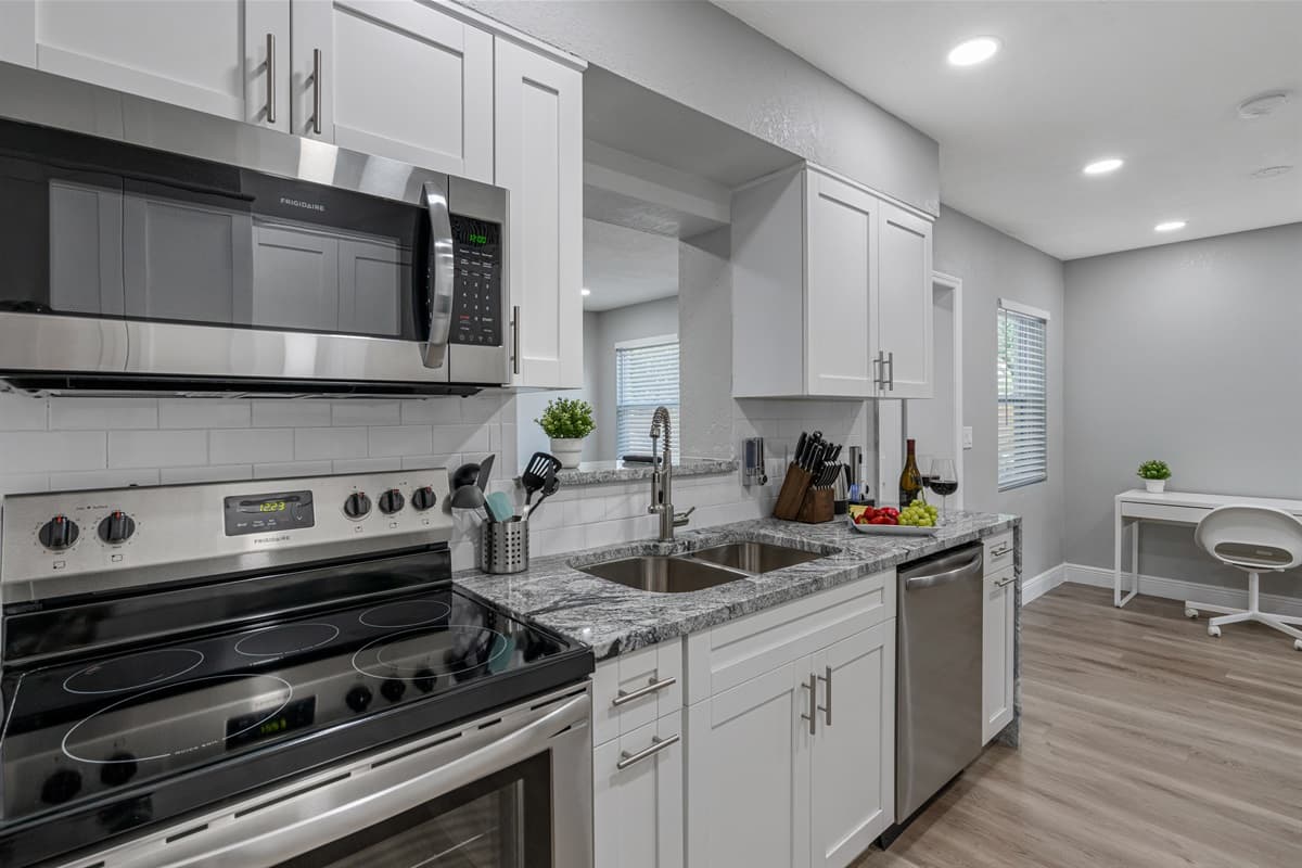 Want everyone to participate in the kitchen activities? Worry not! Our open kitchen space can accommodate everyone who wants to join. Meals are enjoyed best when served hot and fresh! Send us a message now!