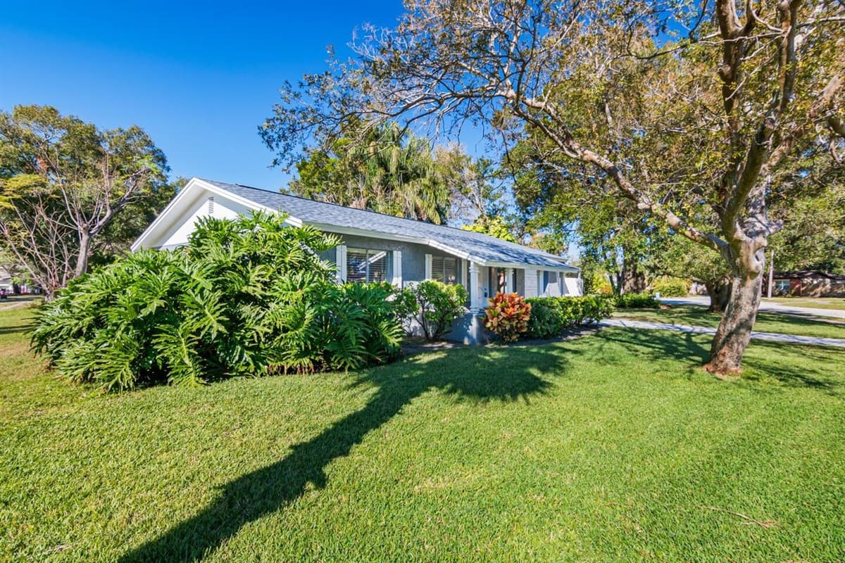 Who wouldn't love this well manicured frontyard that will welcome you once you reached the property? We have cute plants and beautiful trees too! Inquire about this immaculate property now!