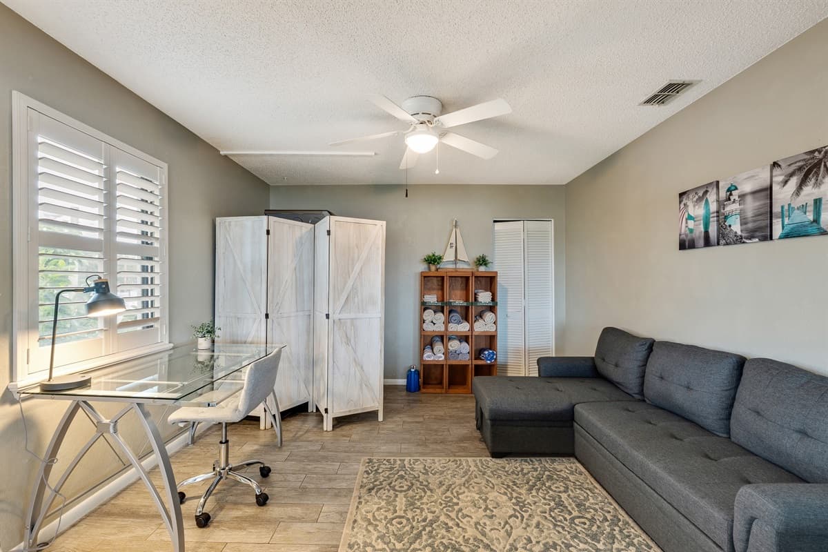 Just adjacent to the living area, you will find our versatile common space designed to cater to your various needs.