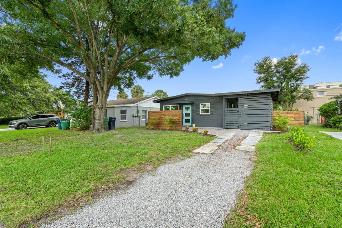 Park your car with ease in our spacious driveway.
