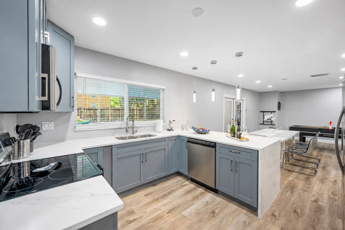 Our wonderful kitchen and dining area is very spacious and pleasant. Let the inner chef in you enjoy our beautiful and fully equipped kitchen. Send us a message!