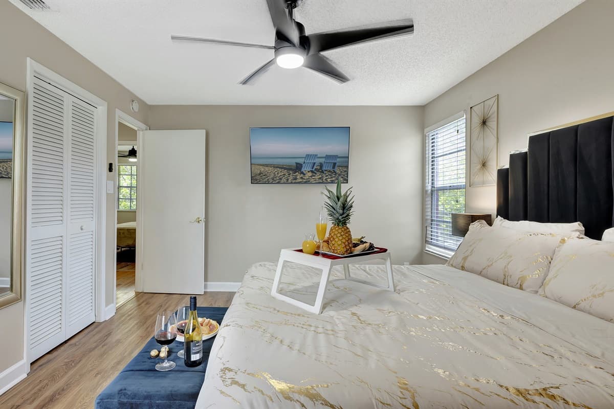 Our queen-size bed promises dreamy nights, while the smart TV invites you to unwind in style.