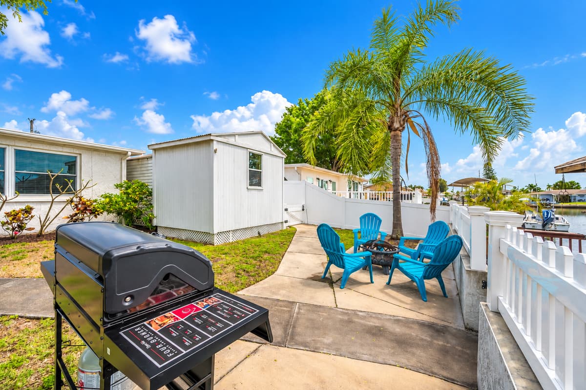 Enjoy your barbeque or steak since we have a grill ready for you guys to use in this spacious backyard! If you like what you see, send us an inquiry!