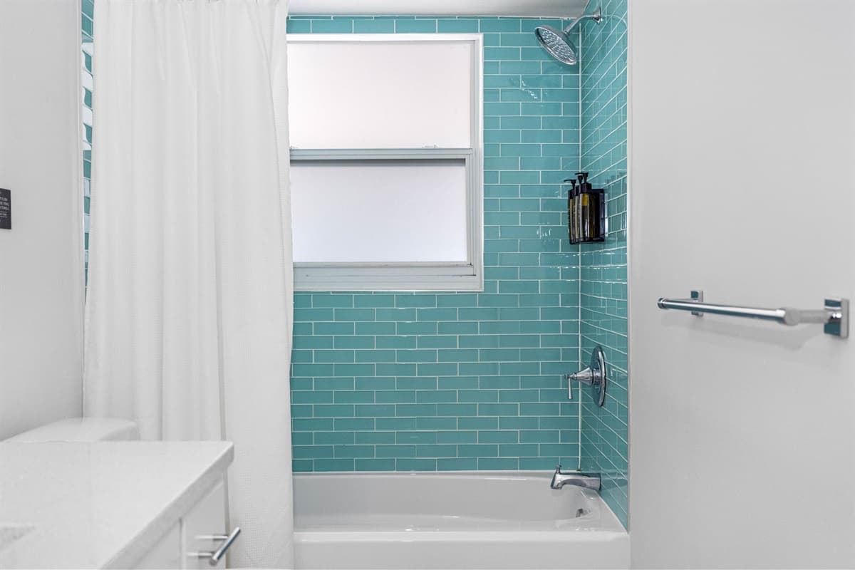 Equipped with a high-pressure showerhead and a detachable handheld sprayer, it ensures a comfortable and refreshing experience.