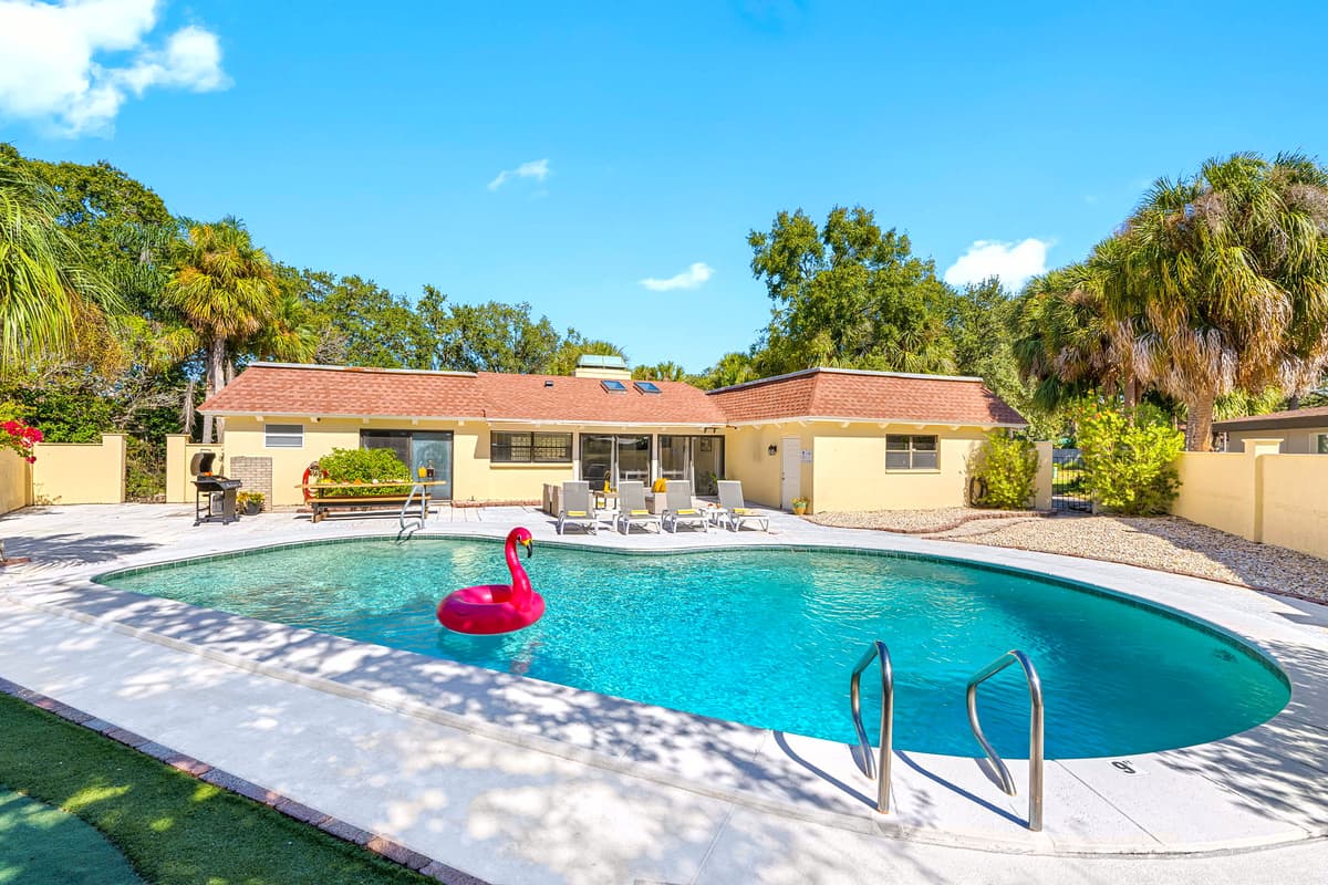 Experience the best of Florida living — palm trees, a private pool, and inviting outdoor spaces ideal for family time or quiet mornings.