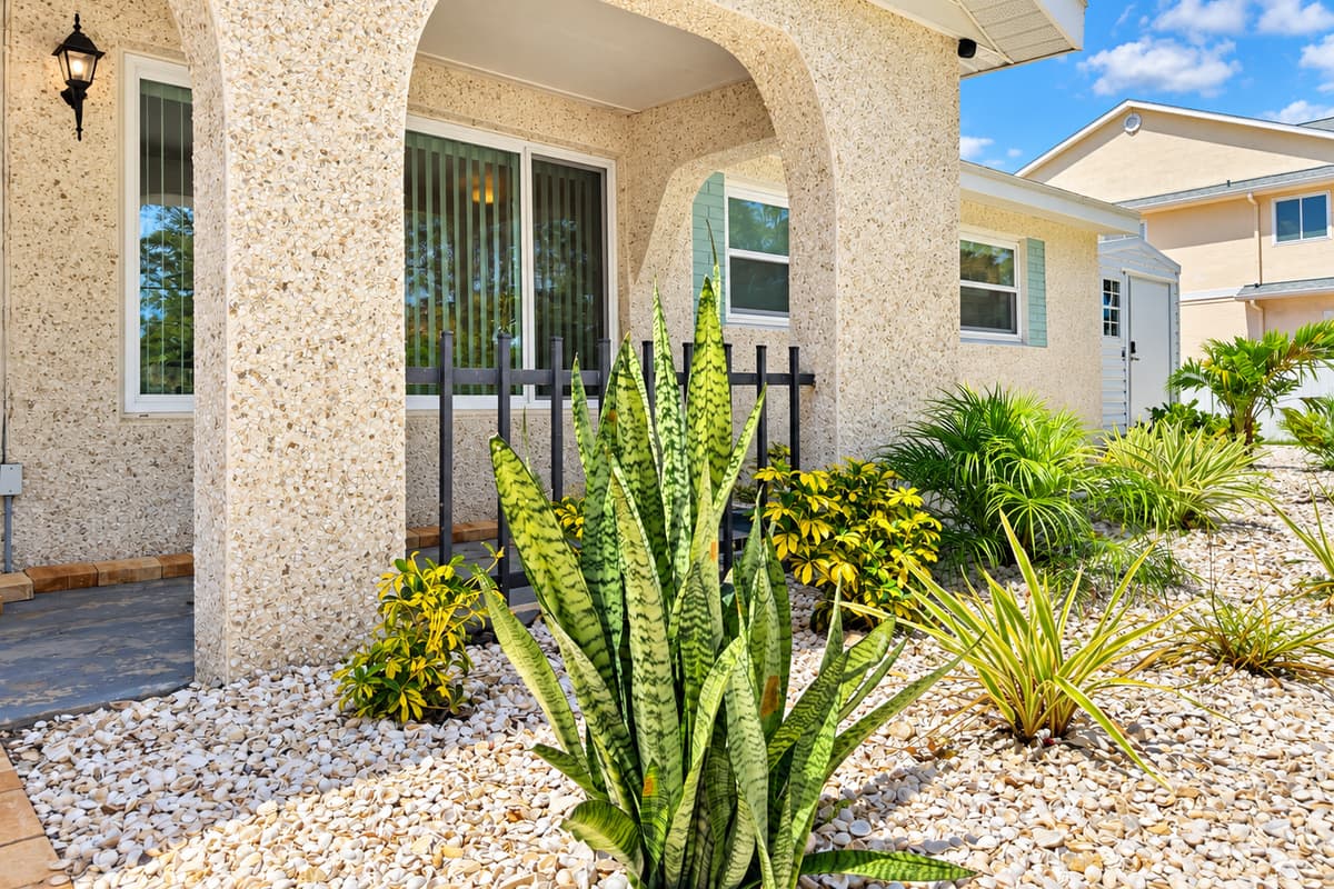 Bayview exterior and front entry in Clearwater.
