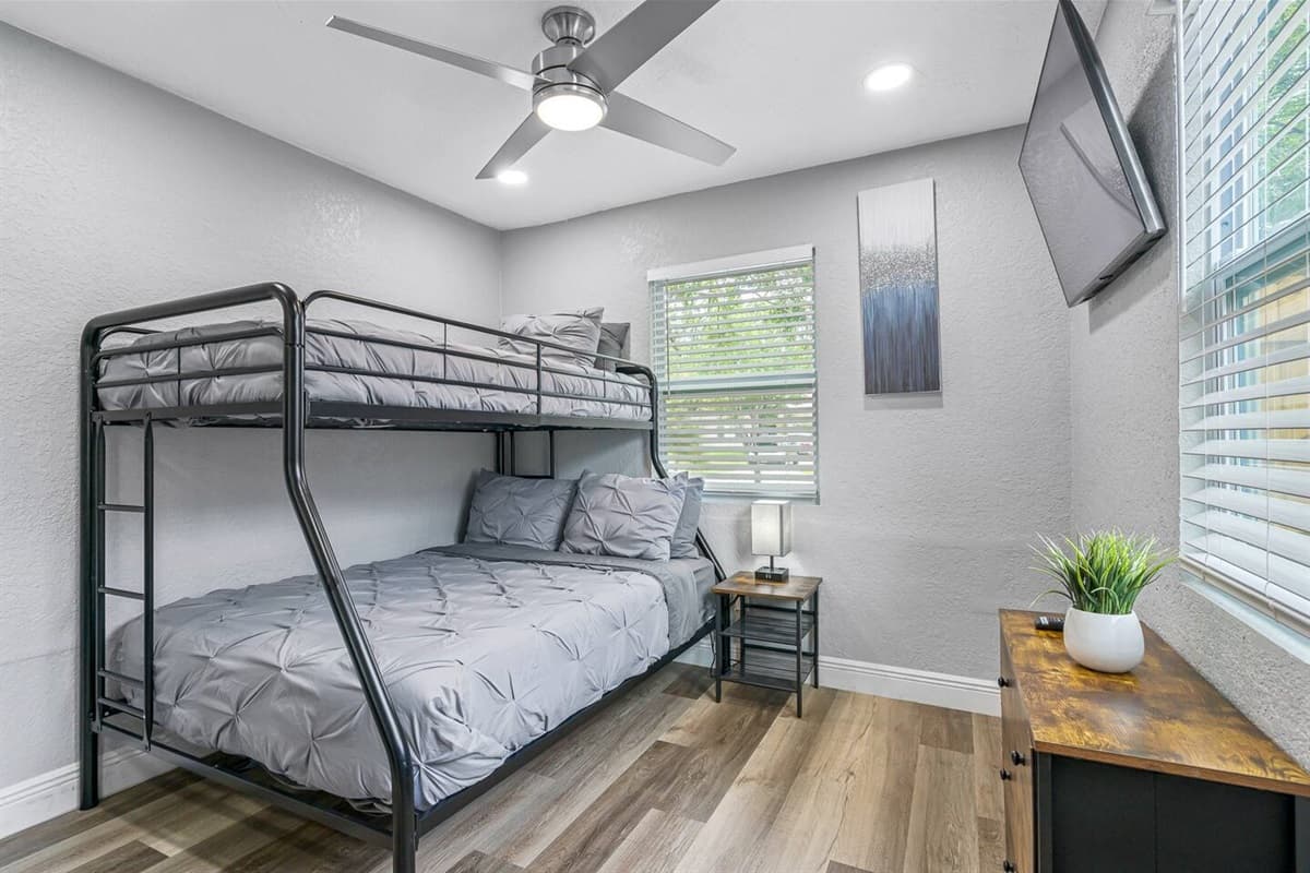 Let the kids have their own space in this stunning bedroom! Send us a message now