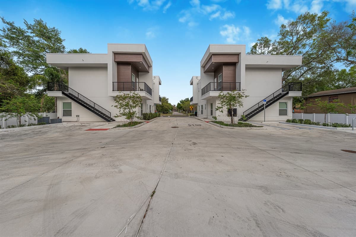 A boutique property with only a handful of units means fewer neighbors and more peace and quiet for your stay.