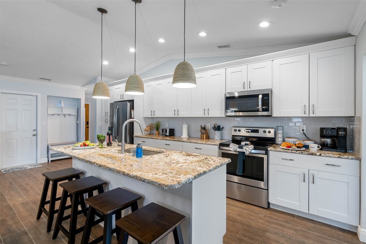 Every element has been thoughtfully selected to meet the needs of both amateur cooks and culinary experts.
