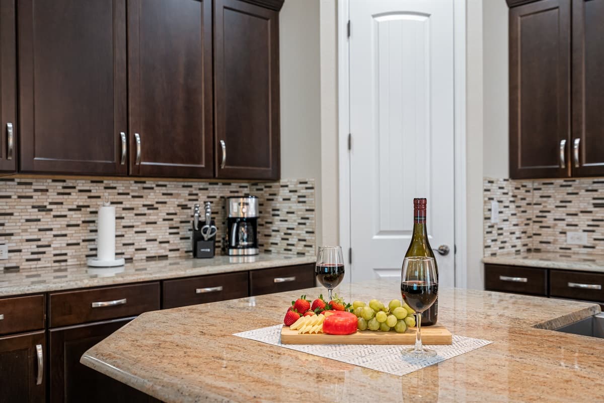 Make memories and great food in this beautiful property that has a modern fully equipped kitchen. Channel your inner chef and have great meals with family and friends.  If you like this property, send us a message!