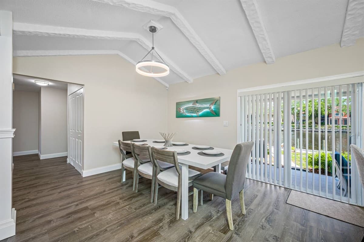 Our lovely dining table can seat 8 people comfortably. Share and reminisce great memories while sharing freshly made meals in our modern kitchen! If you like sharing stories with family and friends, send us a message now!