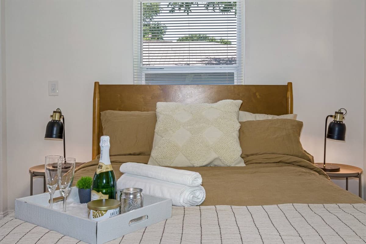 Have an amazing sleep in our elegant bedroom with comfortable queen size bed