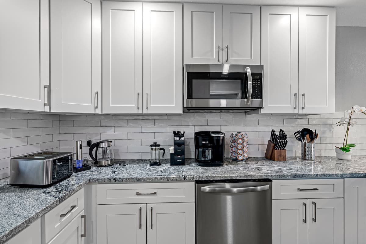 Our stunning kitchen has everything that you would need to prepare your favorite meals any time of the day. Nothing beats home cooked meals with family and friends. Book this property now!
