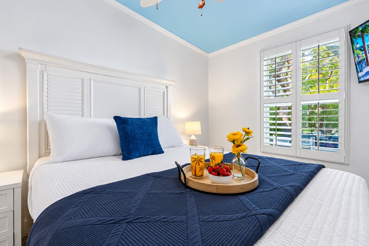 Bright, airy, and beautifully styled, this bedroom makes every morning feel relaxing.