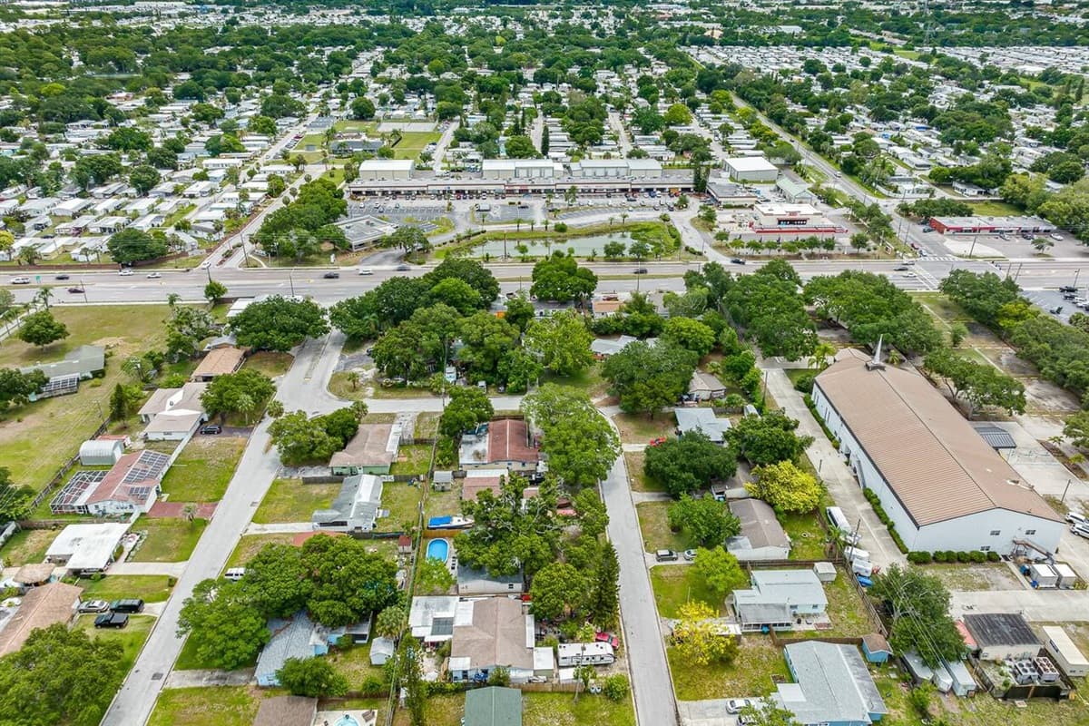 Aerial top view of our stunning and peaceful neighborhood where you are safe!