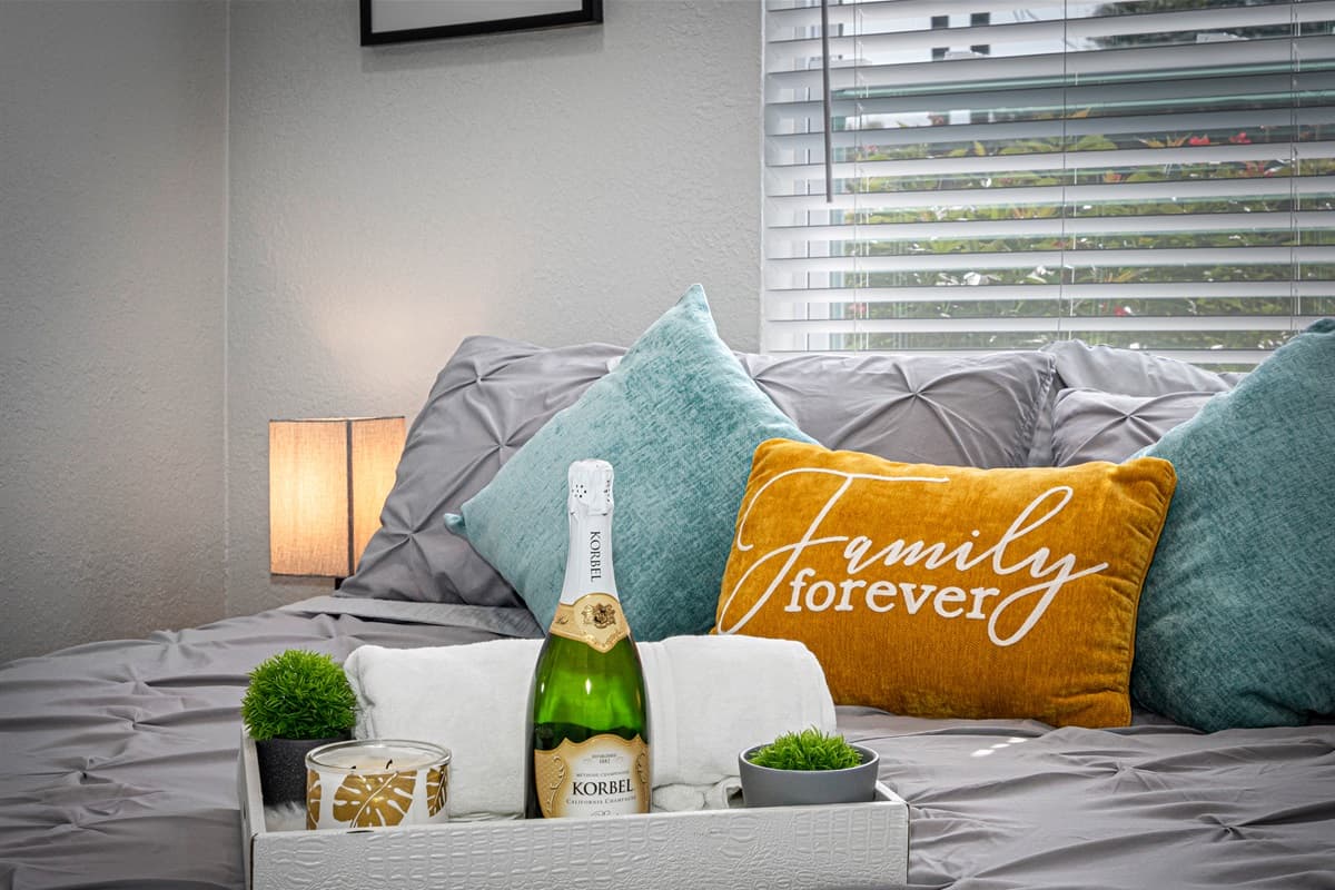 Exquisite bedroom with king size bed, drawers, and smart TV. Feel comfortable during your stay while making wonderful memories with family and friends. Don't hesitate to send us an inquiry about the property now!