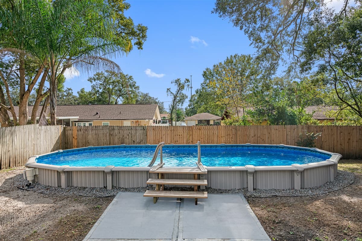 Exclusive heated pool in a beautiful fully fenced backyard. Relax in our heated pool without worrying about the safety and security of younger family members. If you are interested in this property, send us an inquiry right now!