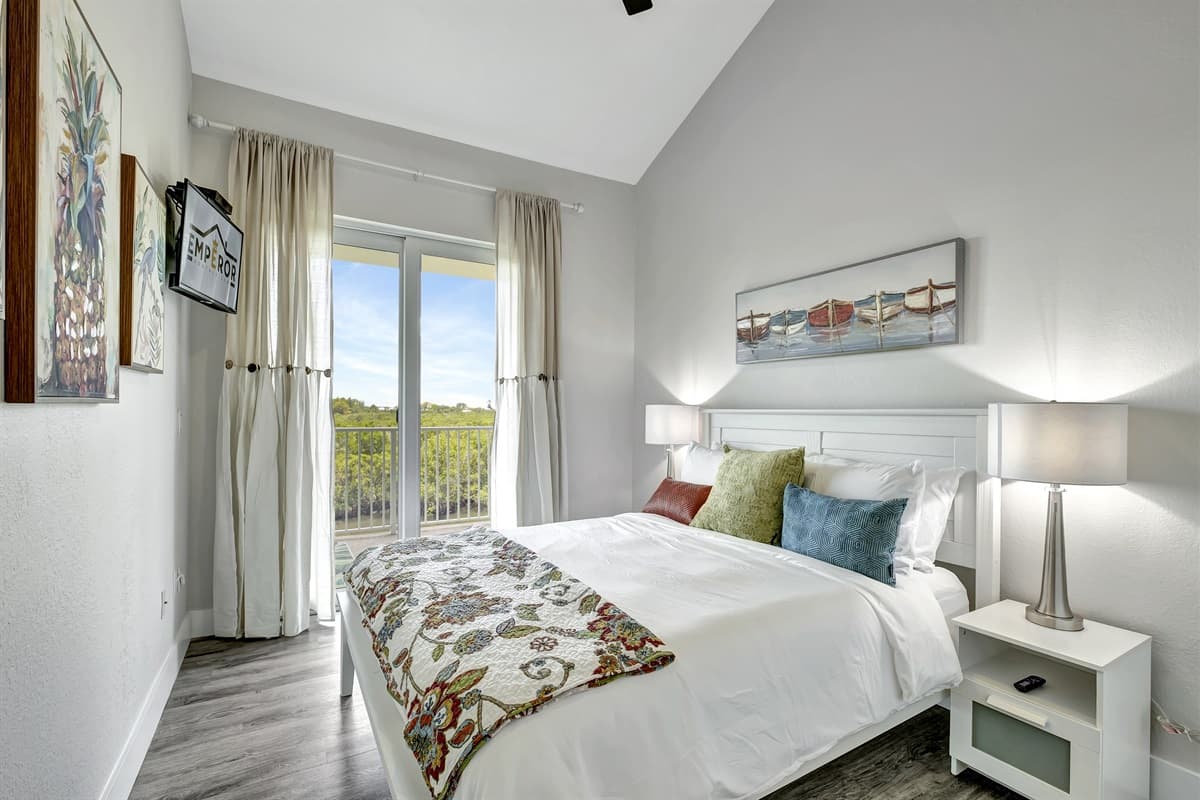 The plush linens invite you to surrender to its embrace, a promise of peaceful slumber and mornings greeted with renewed energy.