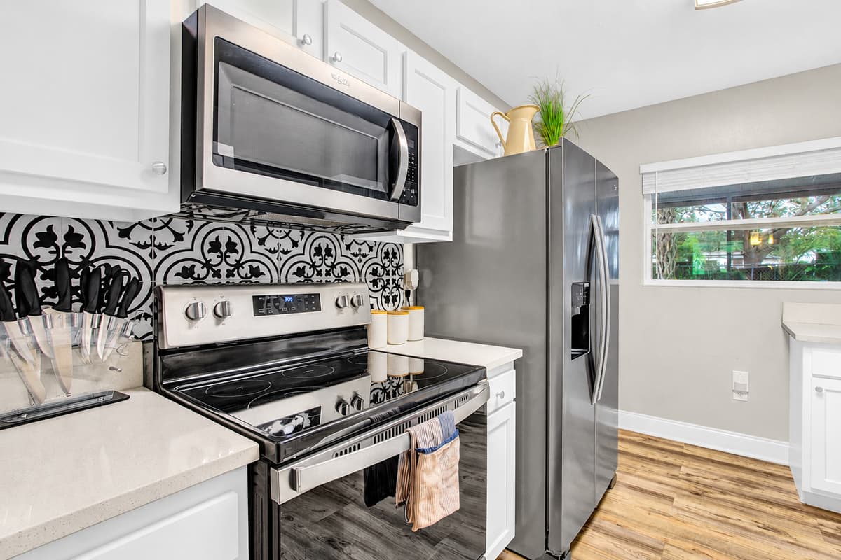 From the state-of-the-art oven ready to bring your baking dreams to life to the smart refrigerator keeping ingredients at their freshest, every detail is crafted for the discerning chef.