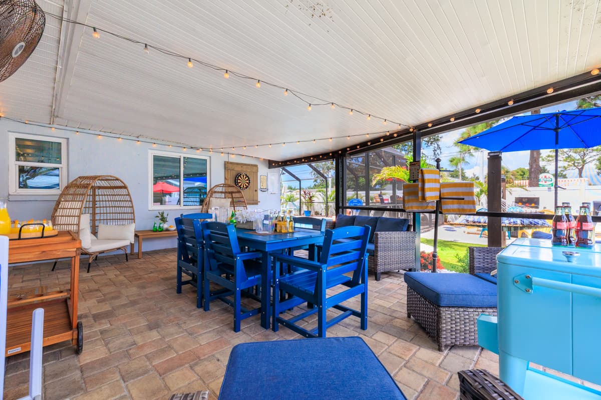 Patio at Flamingo Palms.