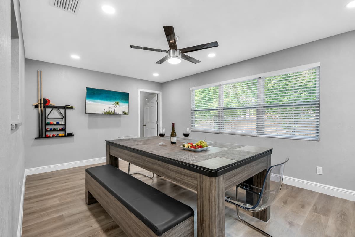 Appreciate great meals wondefully prepared by loved ones in this beautiful dining area while making and sharing memories. Send us an inquiry now!