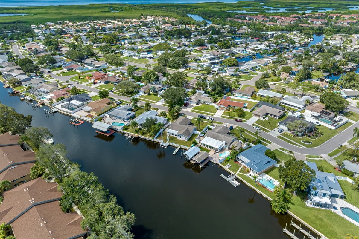 Aerial view of the neighbourhood and the beautiful spots in the area surrounding the property. Who wouldn't love that? Have questions? Send us a message now!