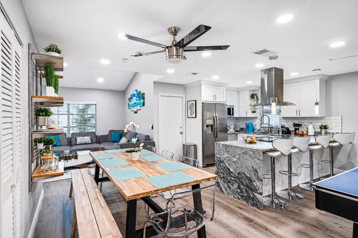 Great space for the entire family or a group of friends! We have lots of seating area where you could catch up, eat and play games together! Make lasting memories and cherish them forever! Send us an inquiry now!