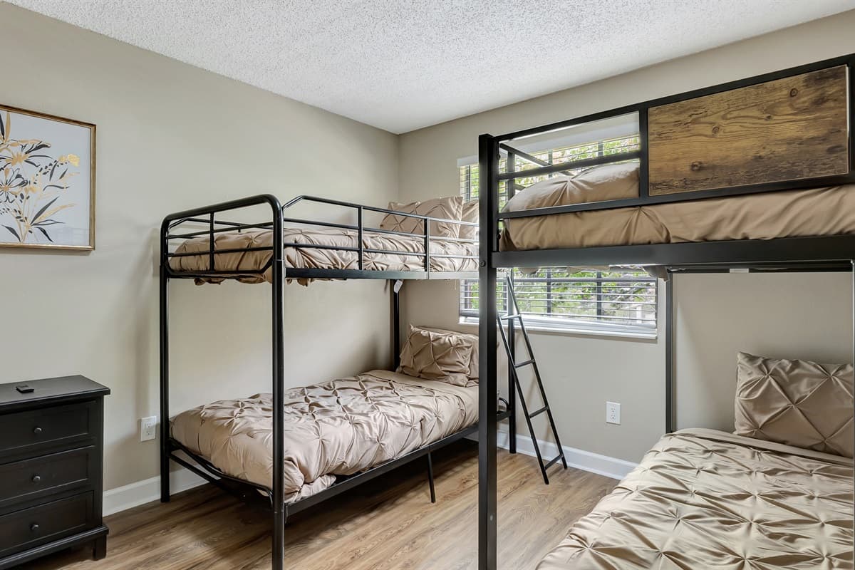 With not one, but two cozy bunk beds, it's a slumber party waiting to happen.