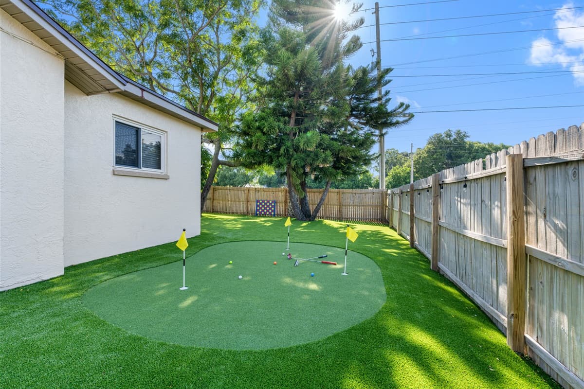 Mini golf