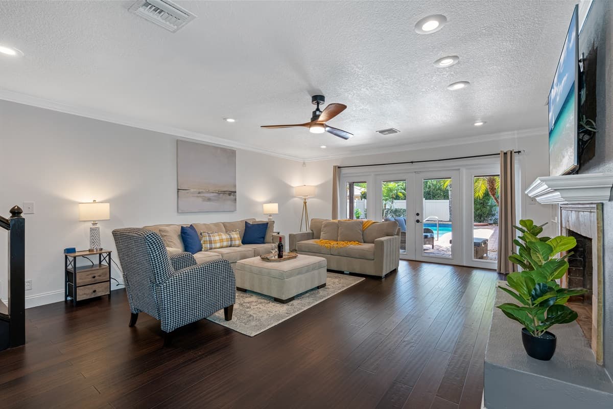 Sink into plush seating, bask in the warm glow of ambient lighting, and indulge in leisurely activities with loved ones.