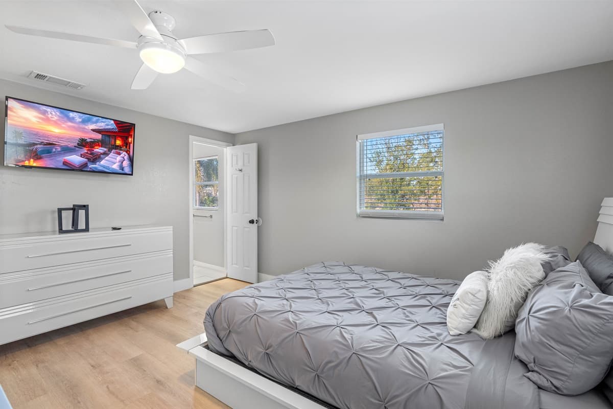 Exquisite bedroom with queen size bed and smart TV. Feel comfortable during your stay while making wonderful memories with family and friends.